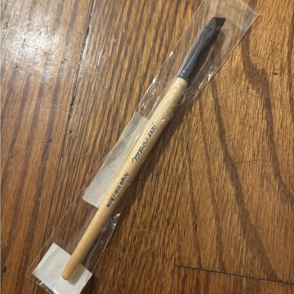 Angle liner/brow brush - Picture 2 of 4
